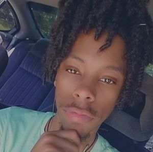 Meet your Posher, Devin